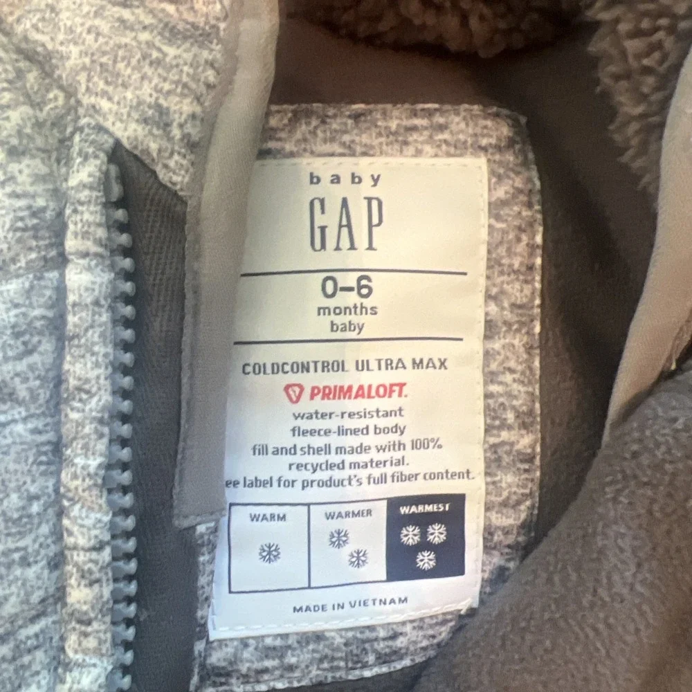 Gap 0-6 Months Baby Gray Insulated Bunting Snow Suit Fleece Unisex EUC Gray